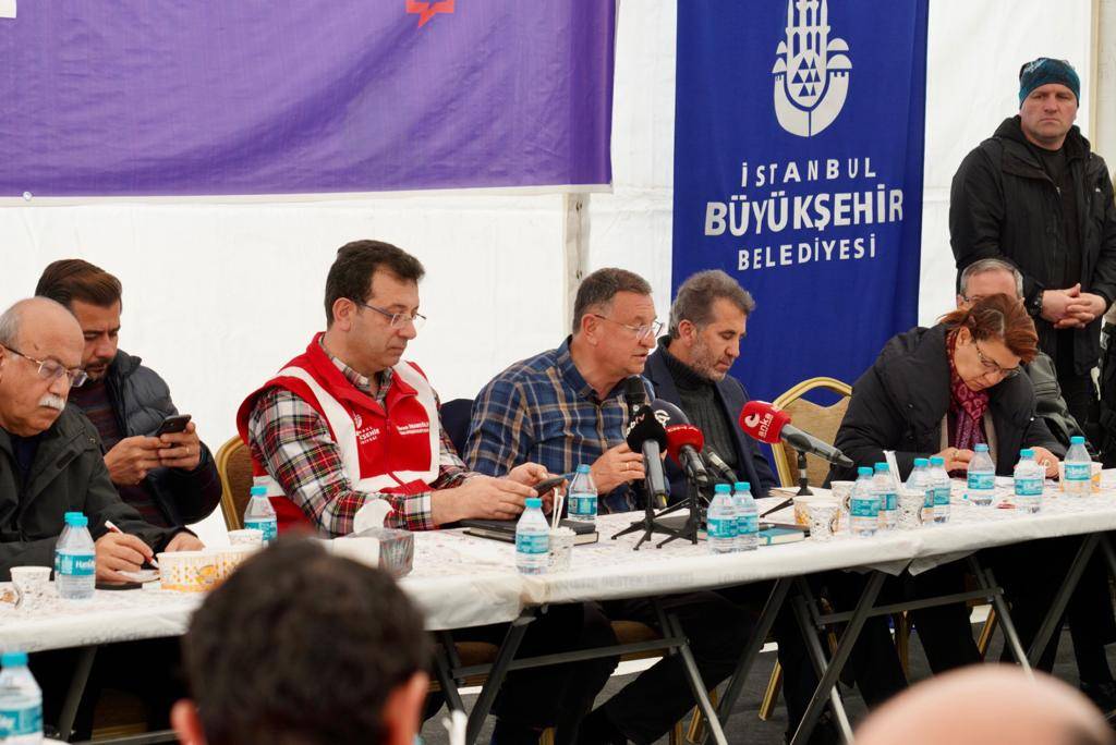 İmamoğlu: Her şeyi rant gibi malzeme biçimine dönüştürürsek insanı insan olmaktan, devleti devlet olmaktan uzaklaştırırız 1